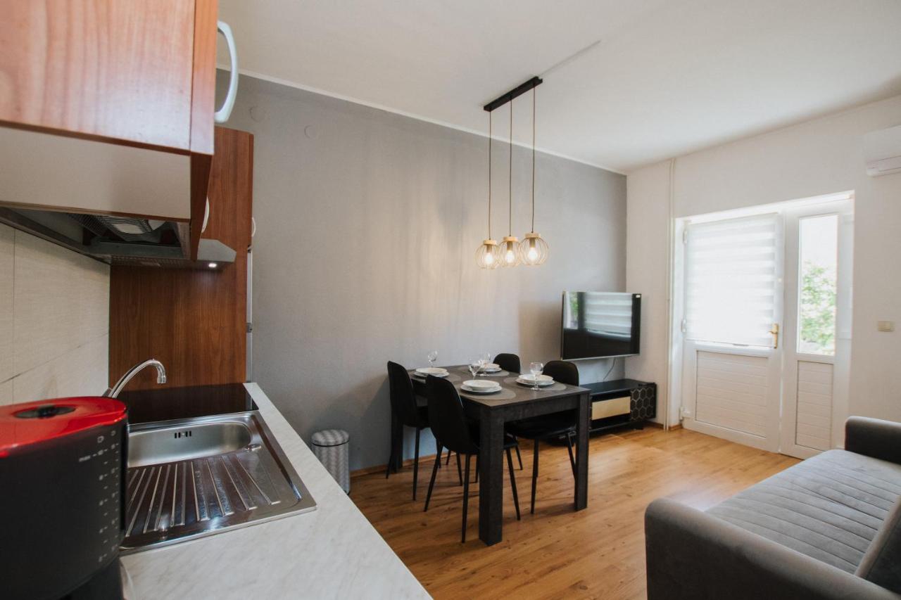 Apartment Deni Solin Exteriér fotografie